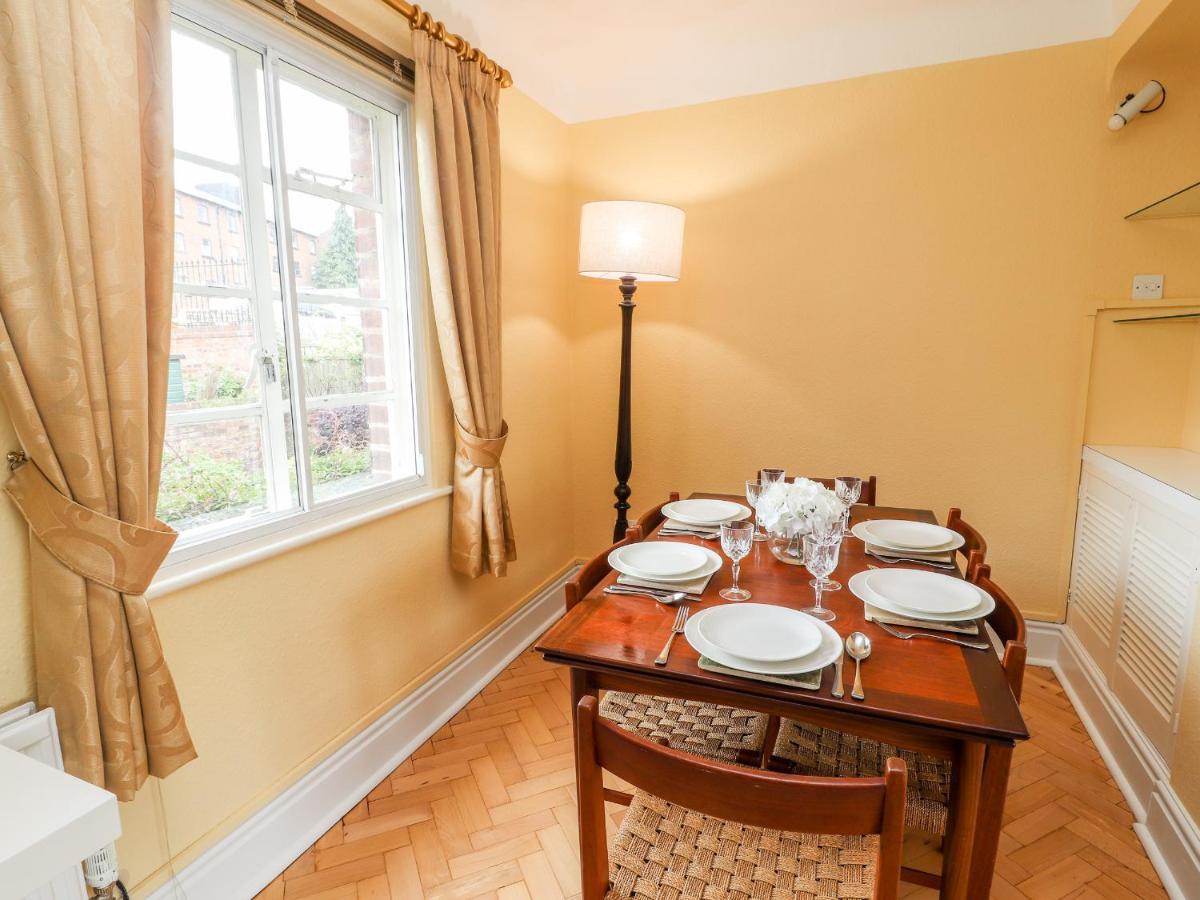 Dee Heights Penthouse Leilighet Chester Eksteriør bilde