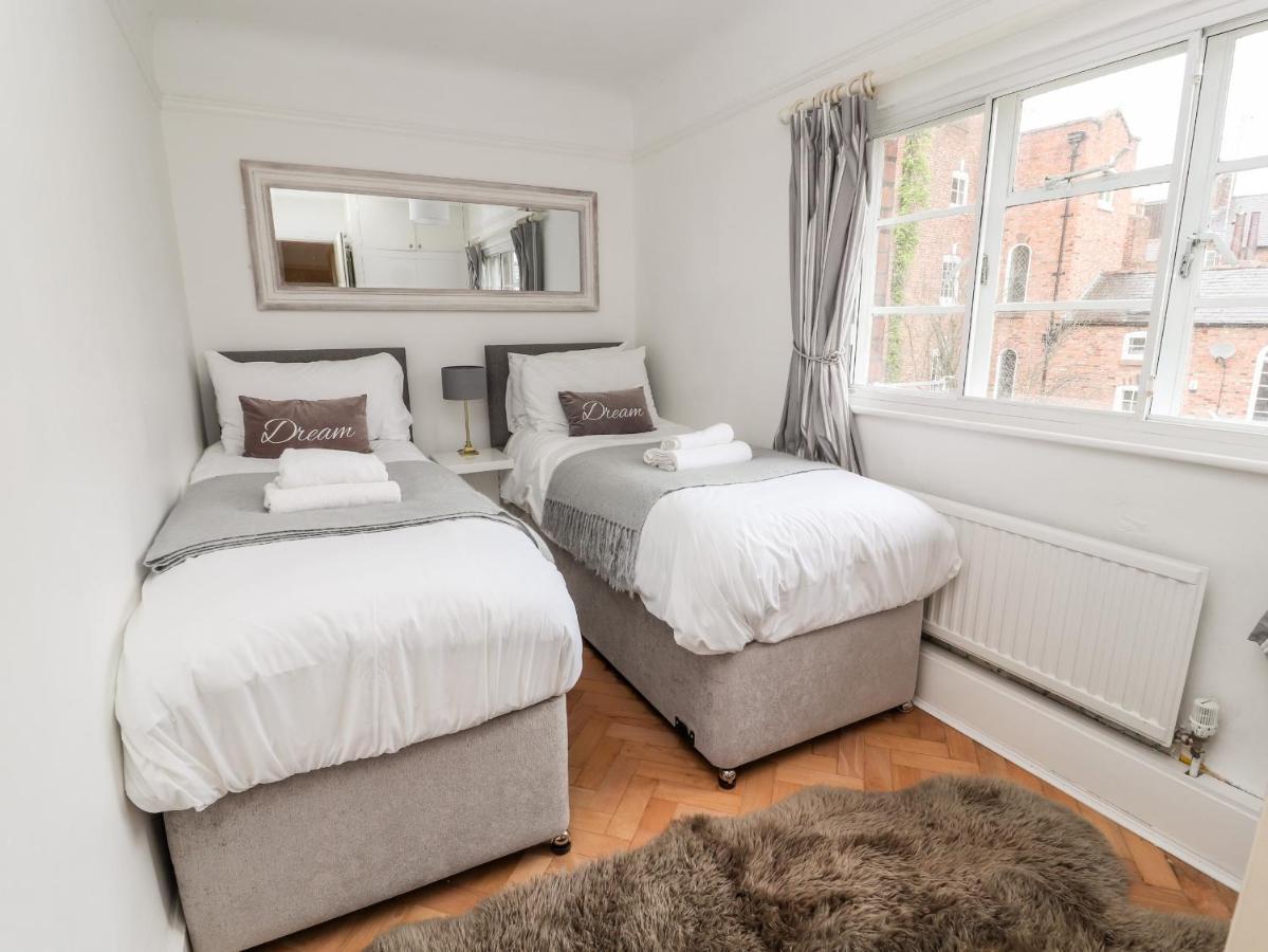 Dee Heights Penthouse Leilighet Chester Eksteriør bilde