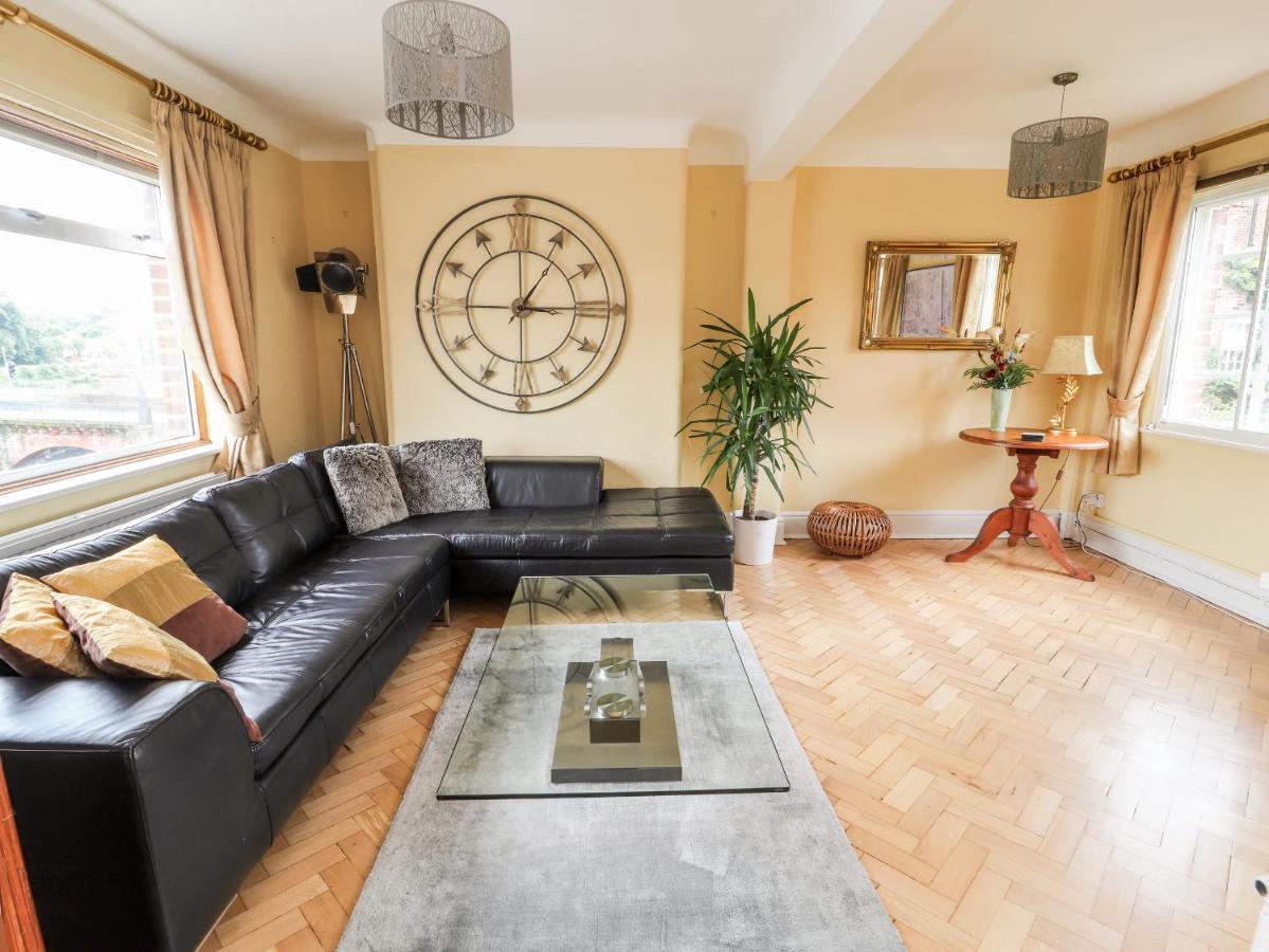 Dee Heights Penthouse Leilighet Chester Eksteriør bilde